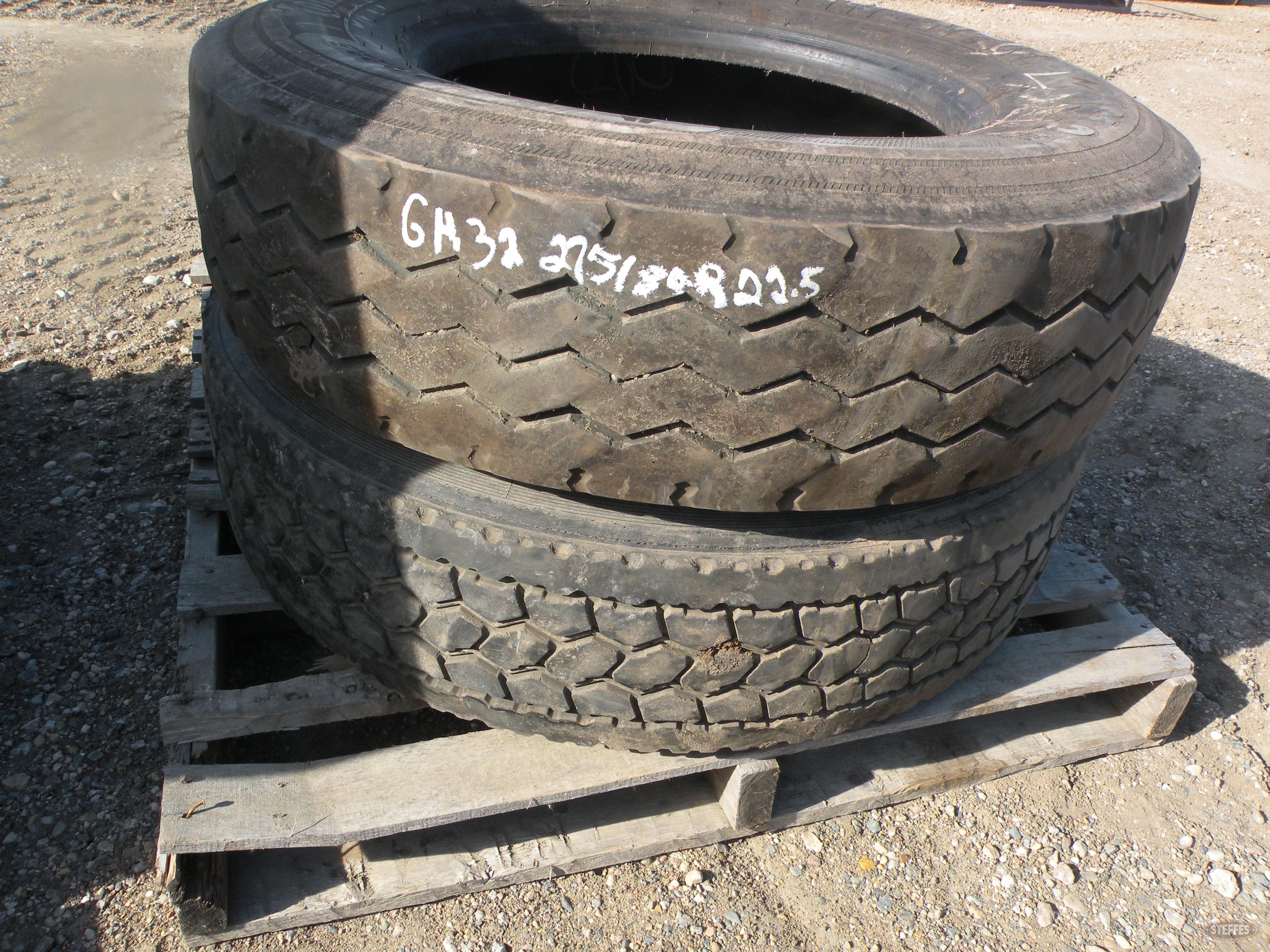 (2) 275-80R-22.5 tires,_1.JPG